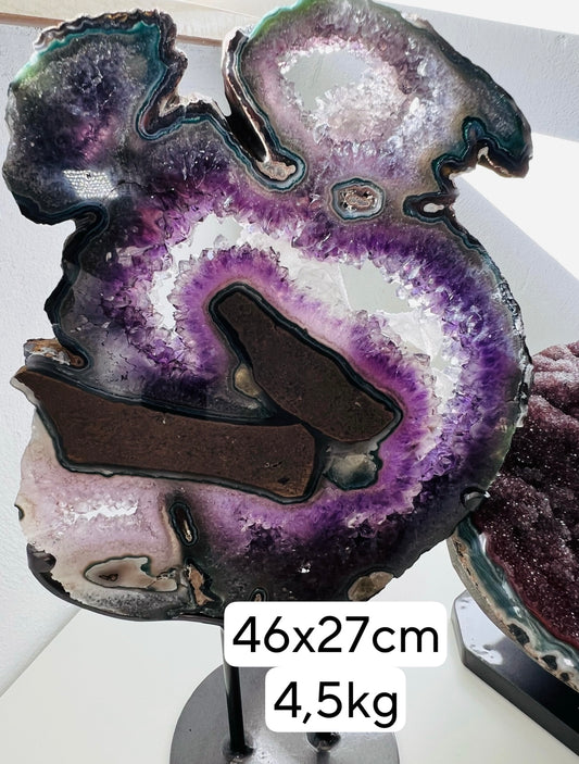 XXL Amethyst Slab auf Ständer